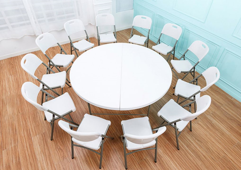 Round folding table with foldable tabletop