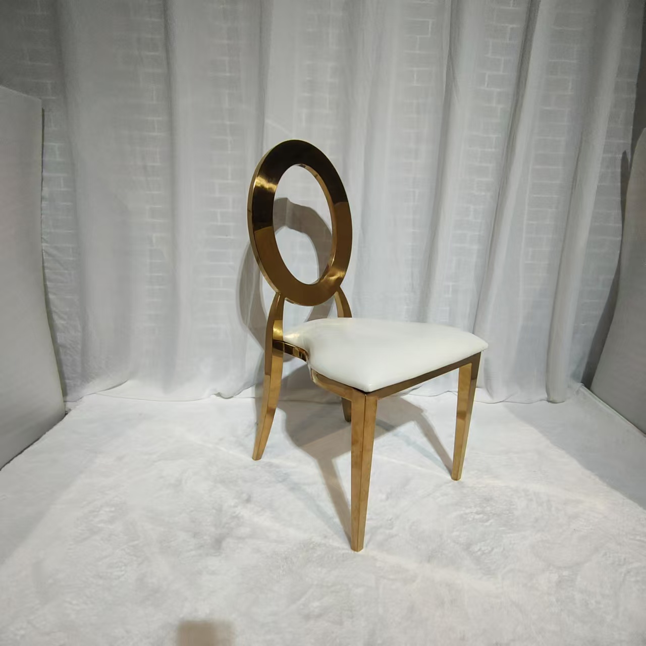 Round O-shaped back gold wedding chair modern stainless steel banquet chair