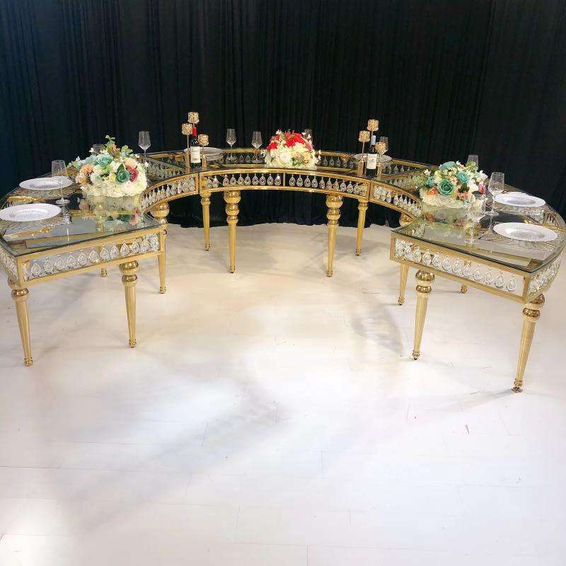 Golden Crystal - Embellished Round Banquet Table for Luxury Events