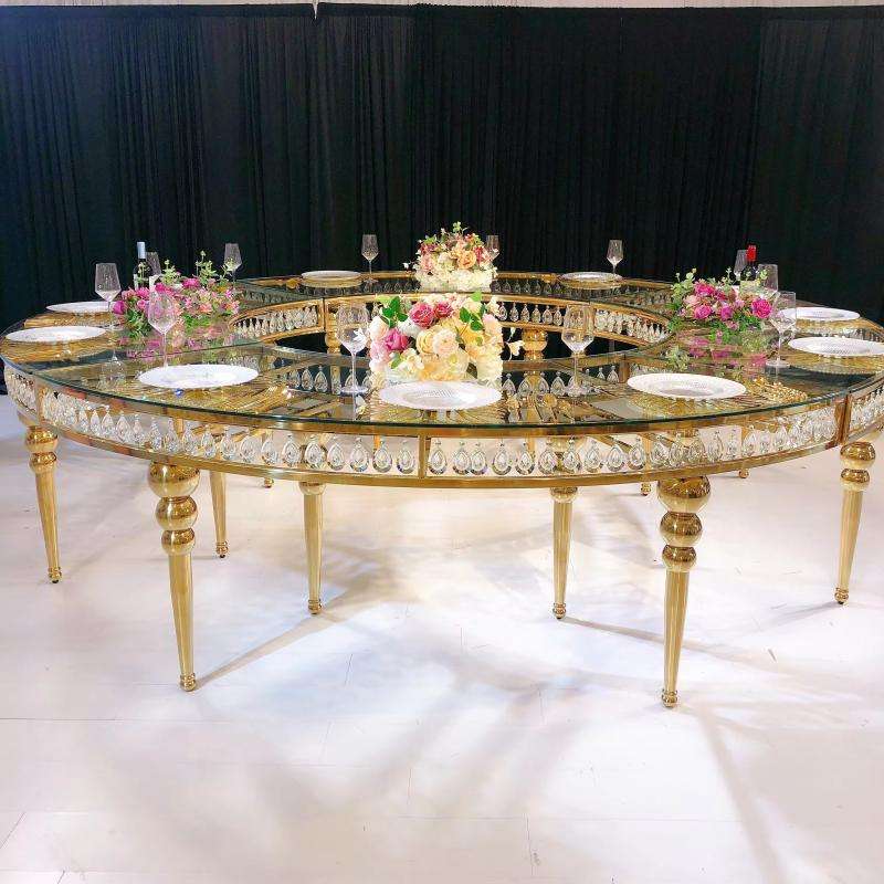 Golden Crystal - Embellished Round Banquet Table for Luxury Events