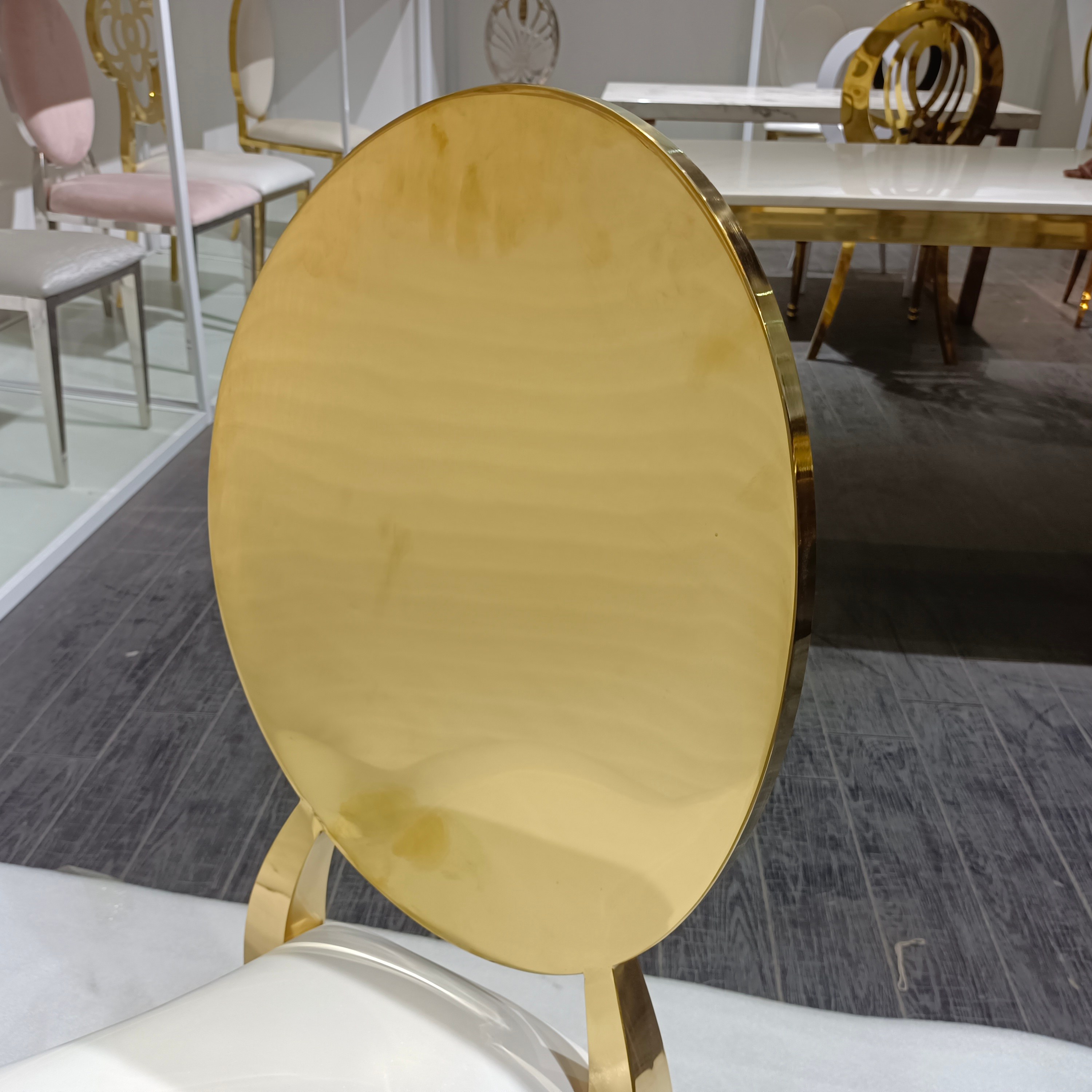 Gold Oval Frame Dining Chair - White Upholstered Seat | Luxury Accent Chair