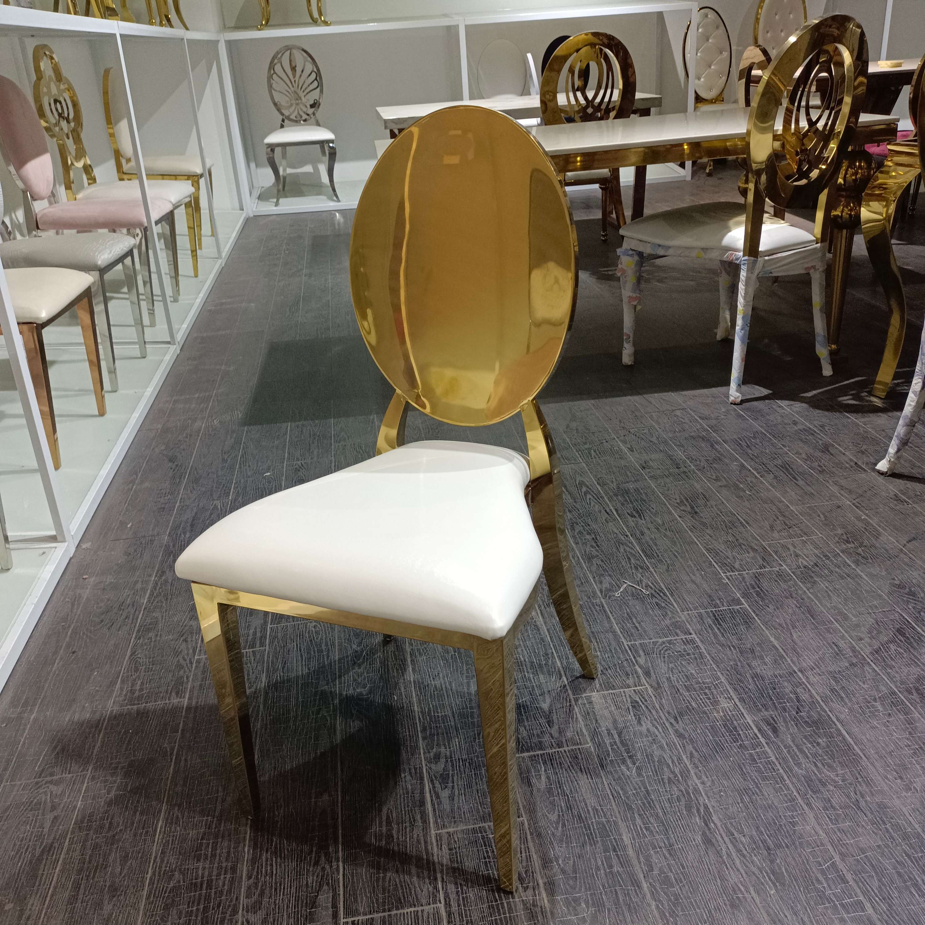 Gold Oval Frame Dining Chair - White Upholstered Seat | Luxury Accent Chair