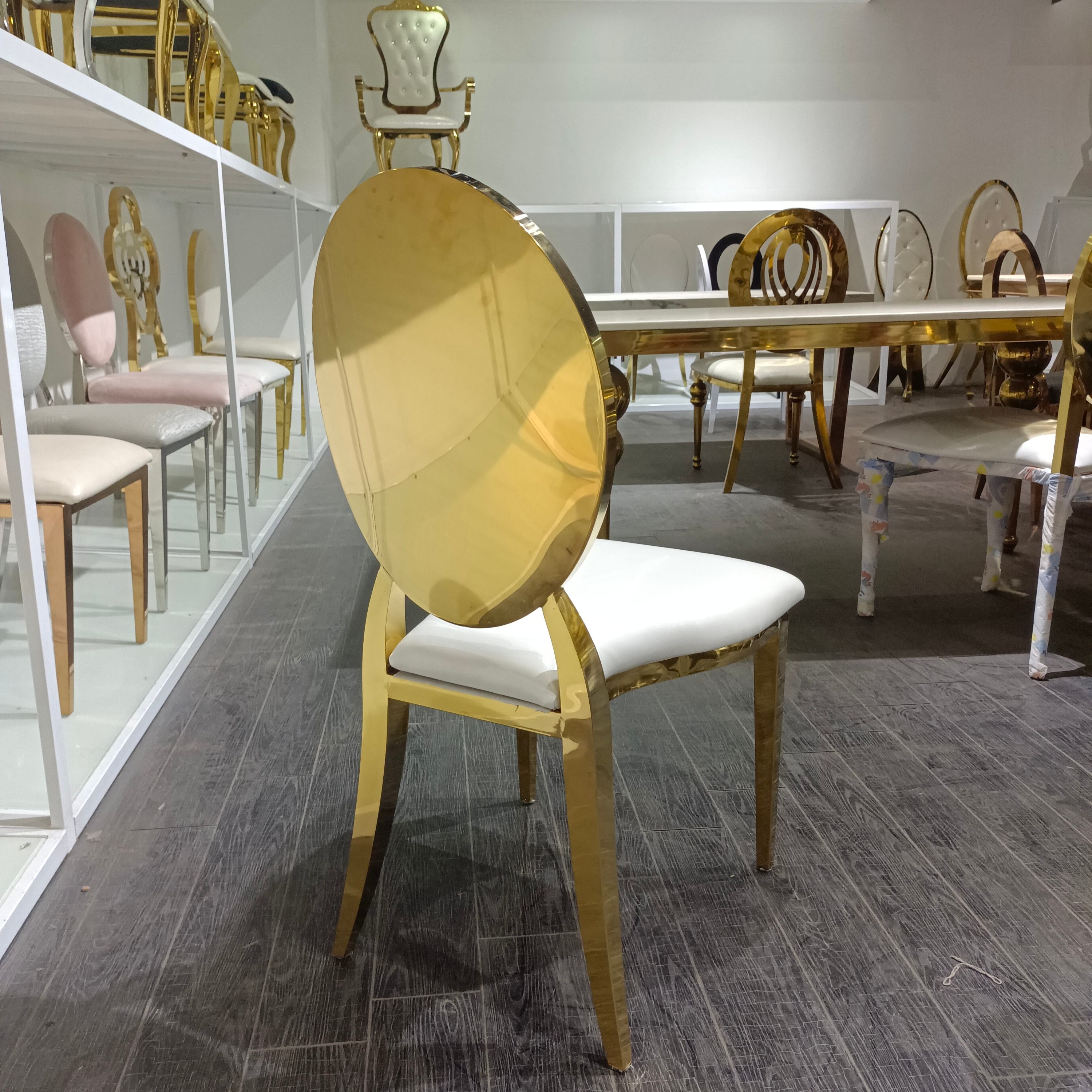 Gold Oval Frame Dining Chair - White Upholstered Seat | Luxury Accent Chair