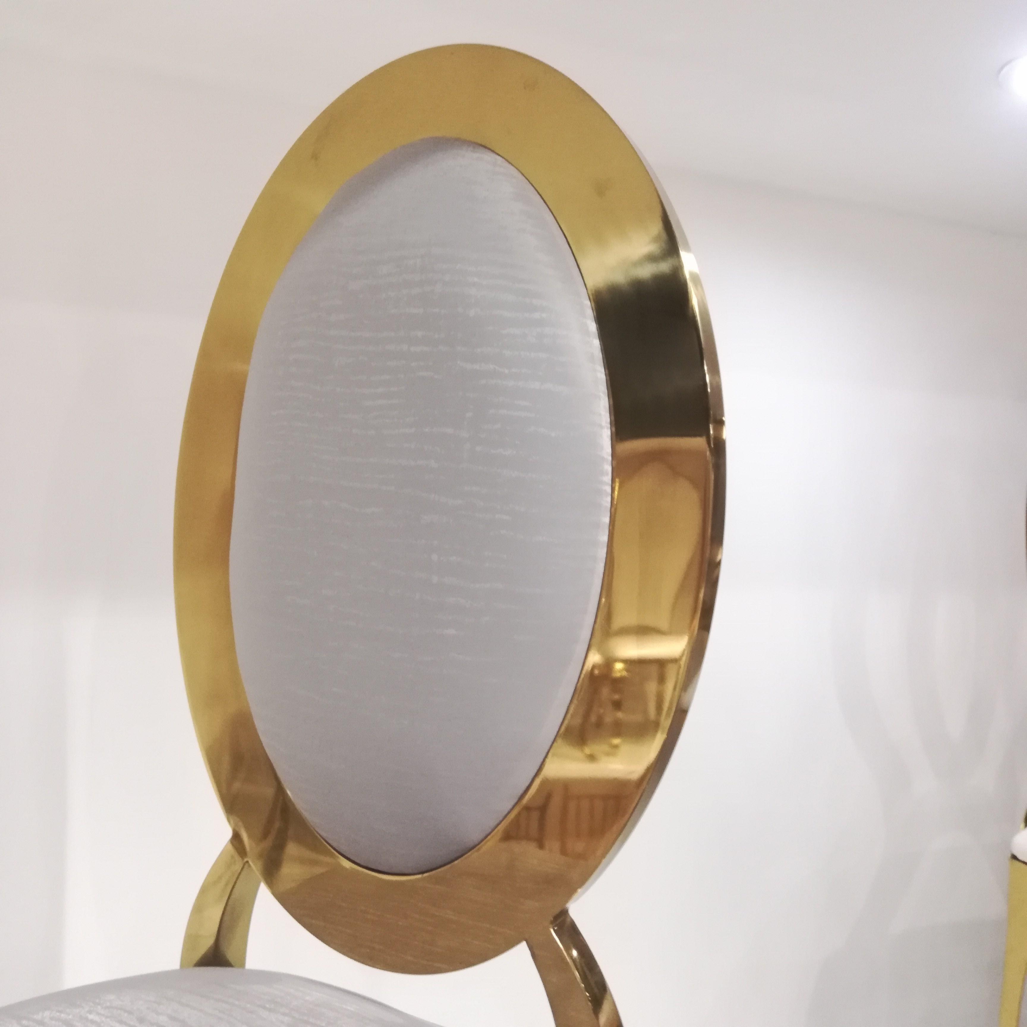 Gold Frame Oval Back Dining Chair - Light Gray Upholstered Seat | Luxury Chair