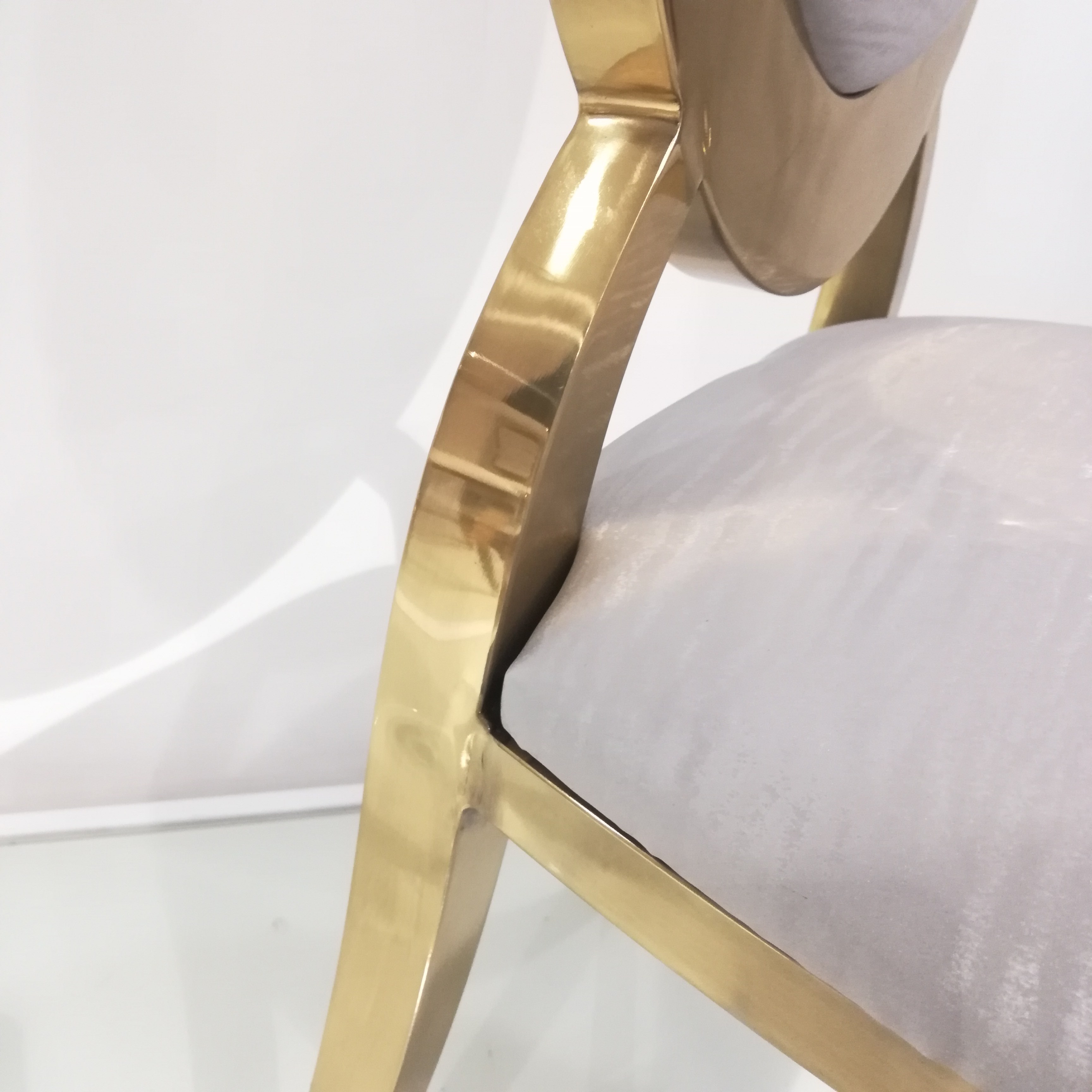 Gold Frame Oval Back Dining Chair - Light Gray Upholstered Seat | Luxury Chair