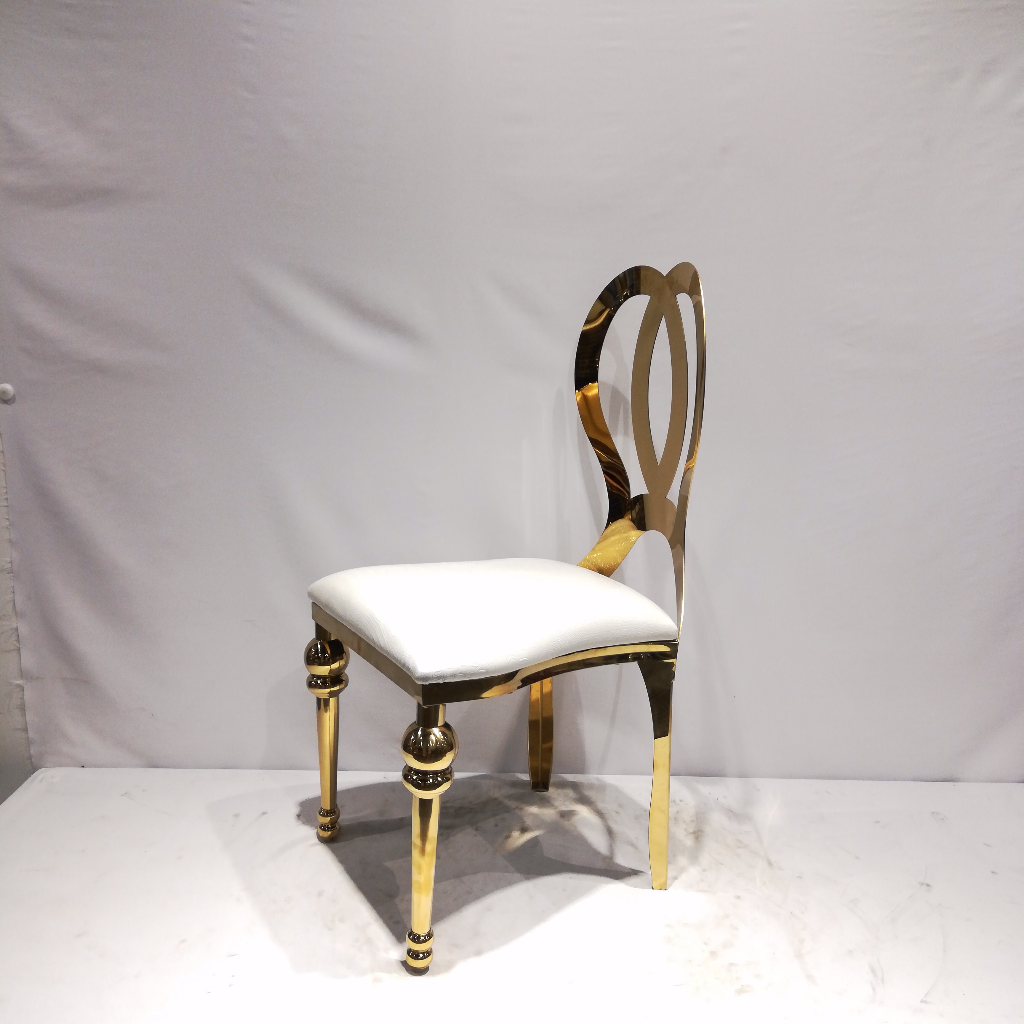 Gold Double-Ring Back Dining Chair - 350KG Capacity White Upholstered Luxury Accent Chair