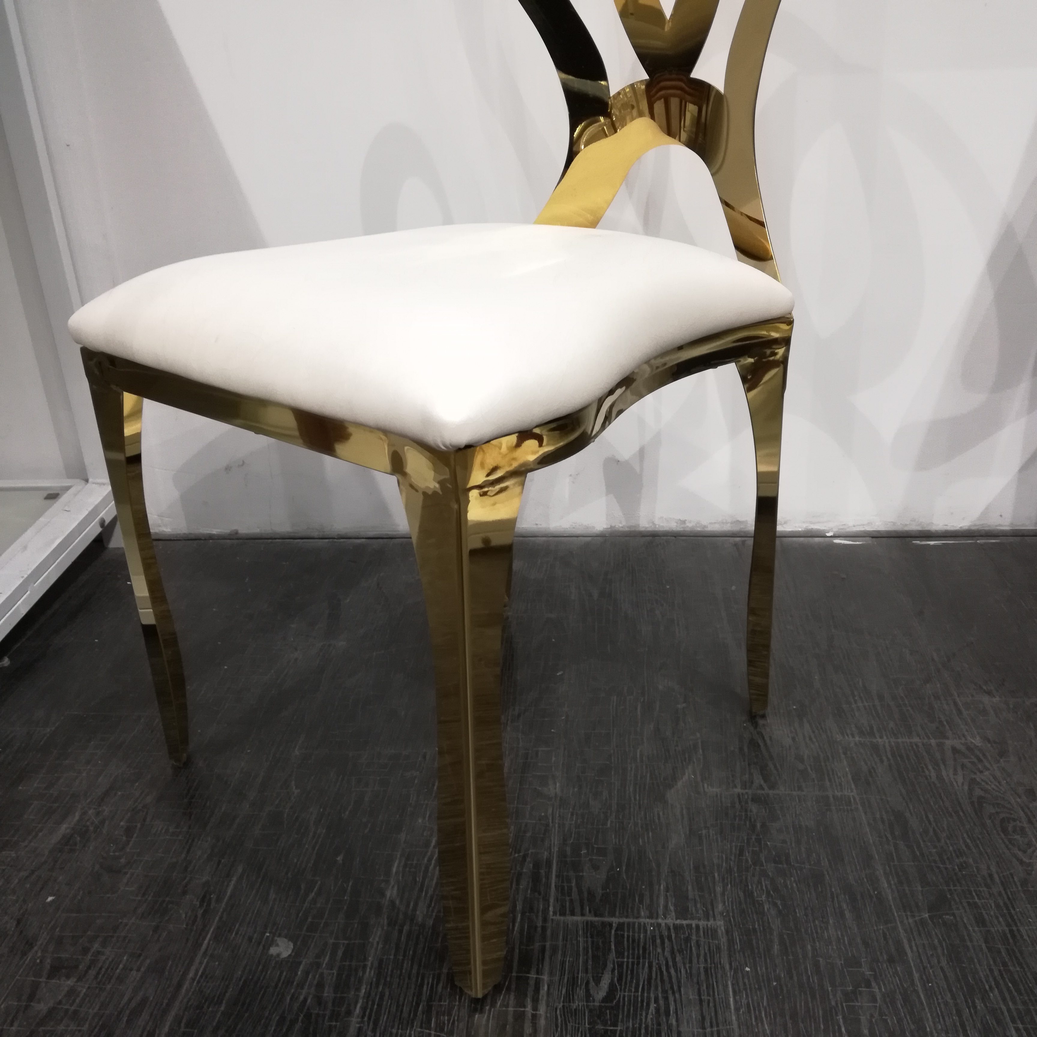 Gold Ribbon-Shape Back Dining Chair - White Upholstered Luxury Accent Chair