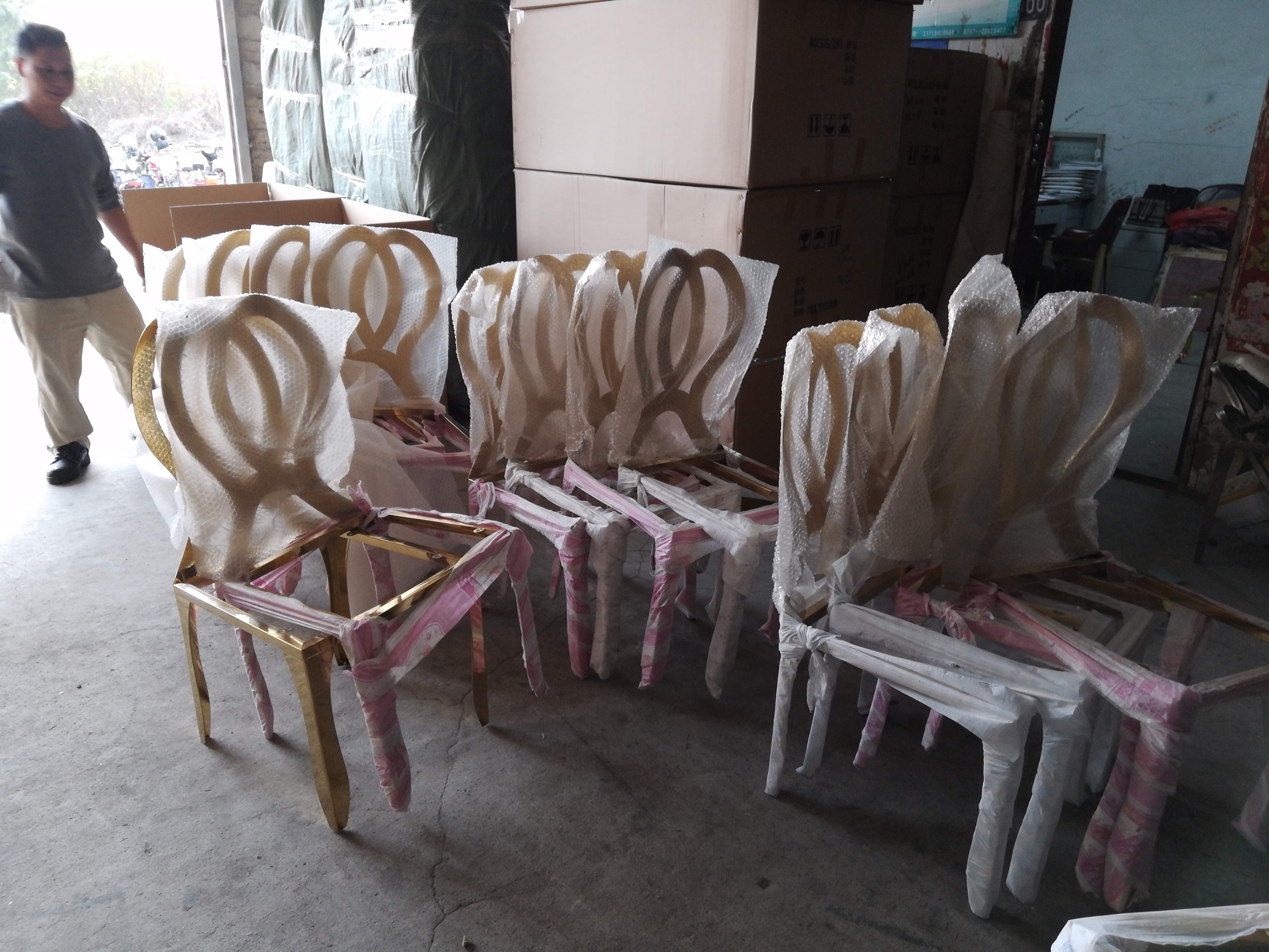 Gold Ribbon-Shape Back Dining Chair - White Upholstered Luxury Accent Chair