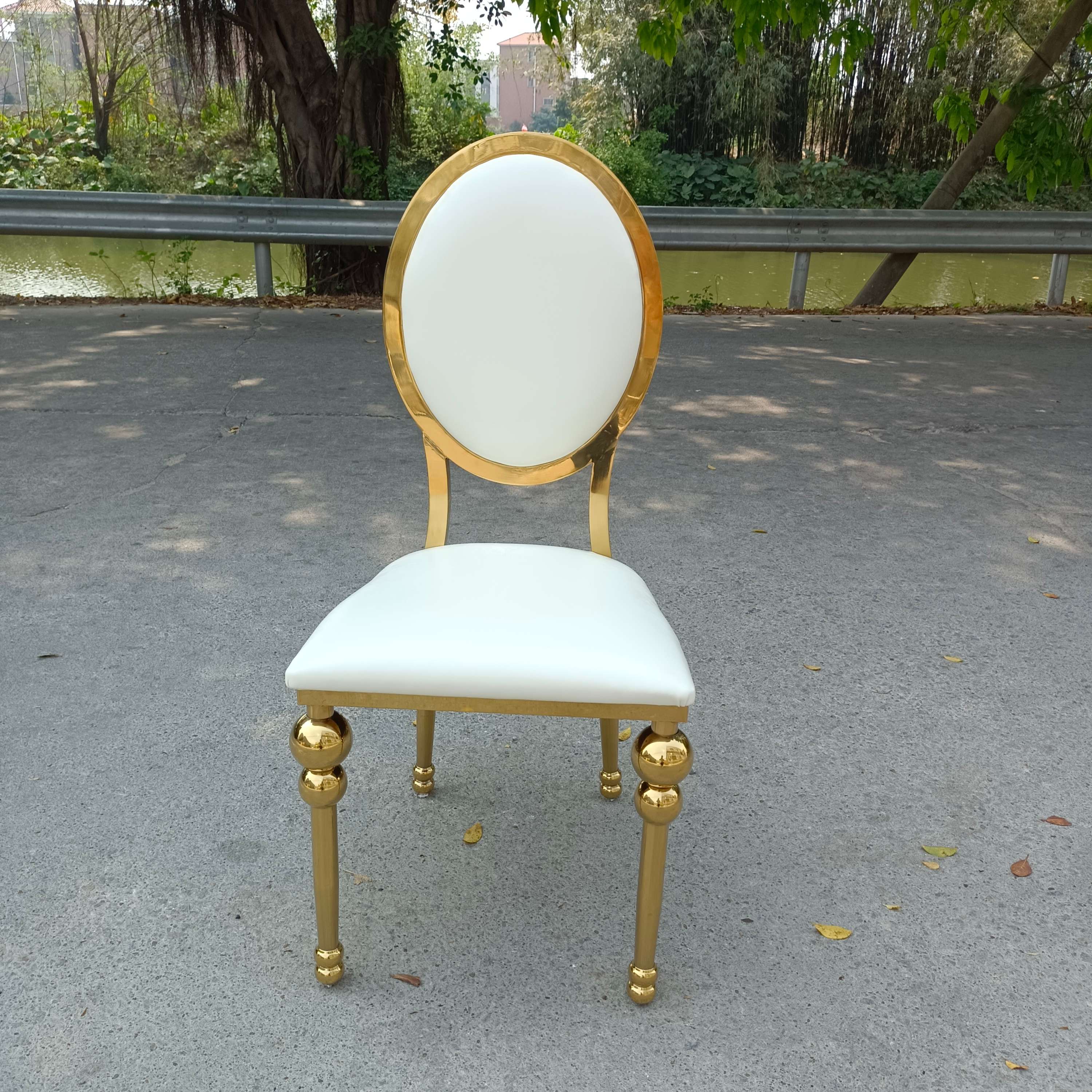 Gold Shell-Pattern Oval Back Ball Leg Dining Chair - Cream Upholstered Luxury Accent Chair