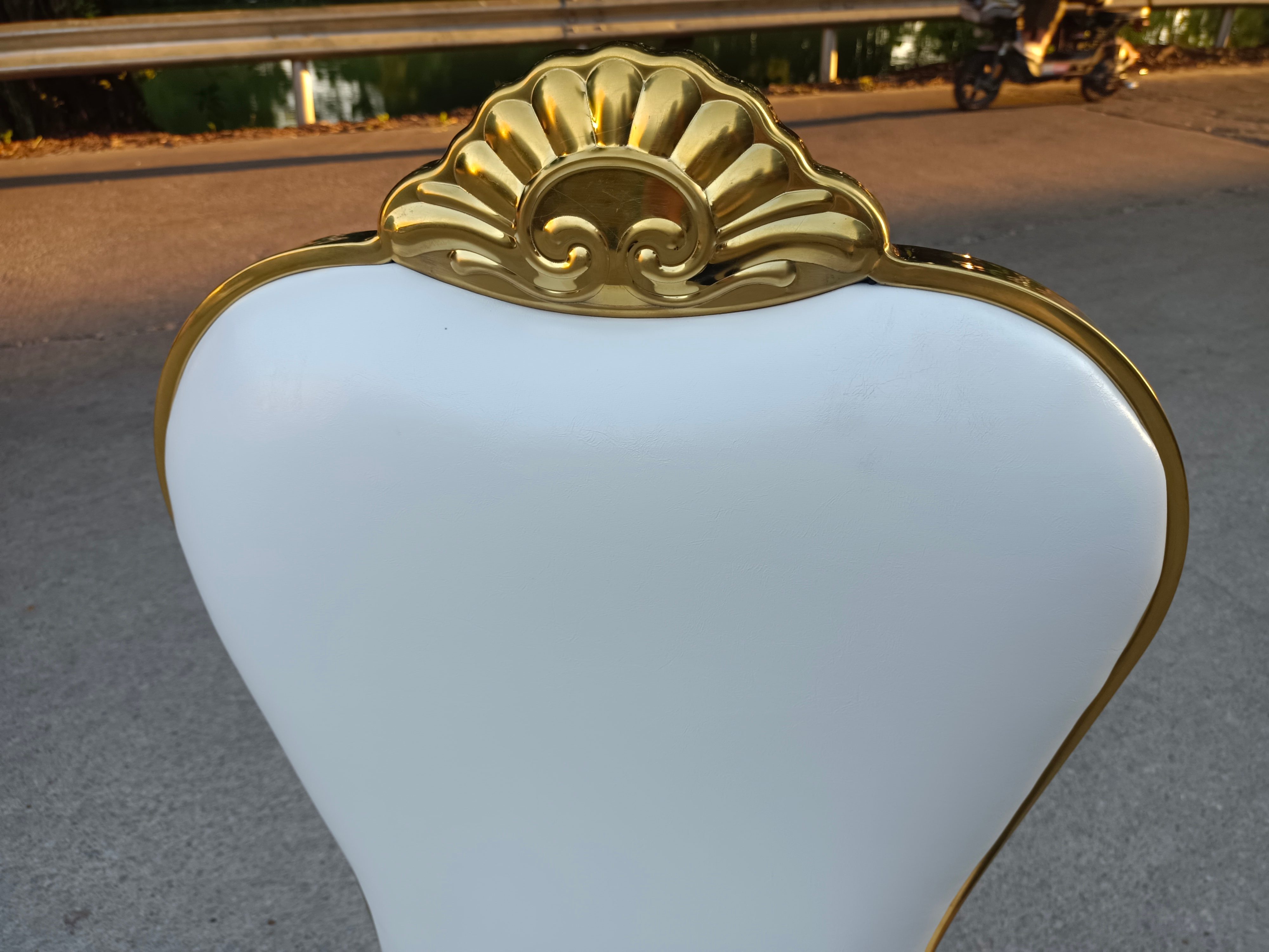 Gold Crest-Top Shield Back Cabriole Leg Dining Chair - White Upholstered Luxury Accent Chair