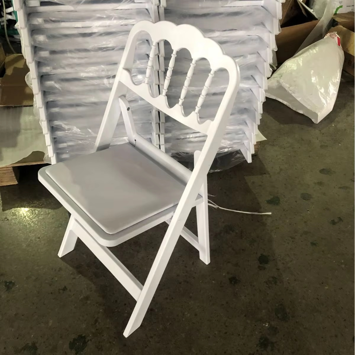 White Napoleon Folding Chair with Padded Seat – Classic Wedding Event Chair for Banquet & Rental