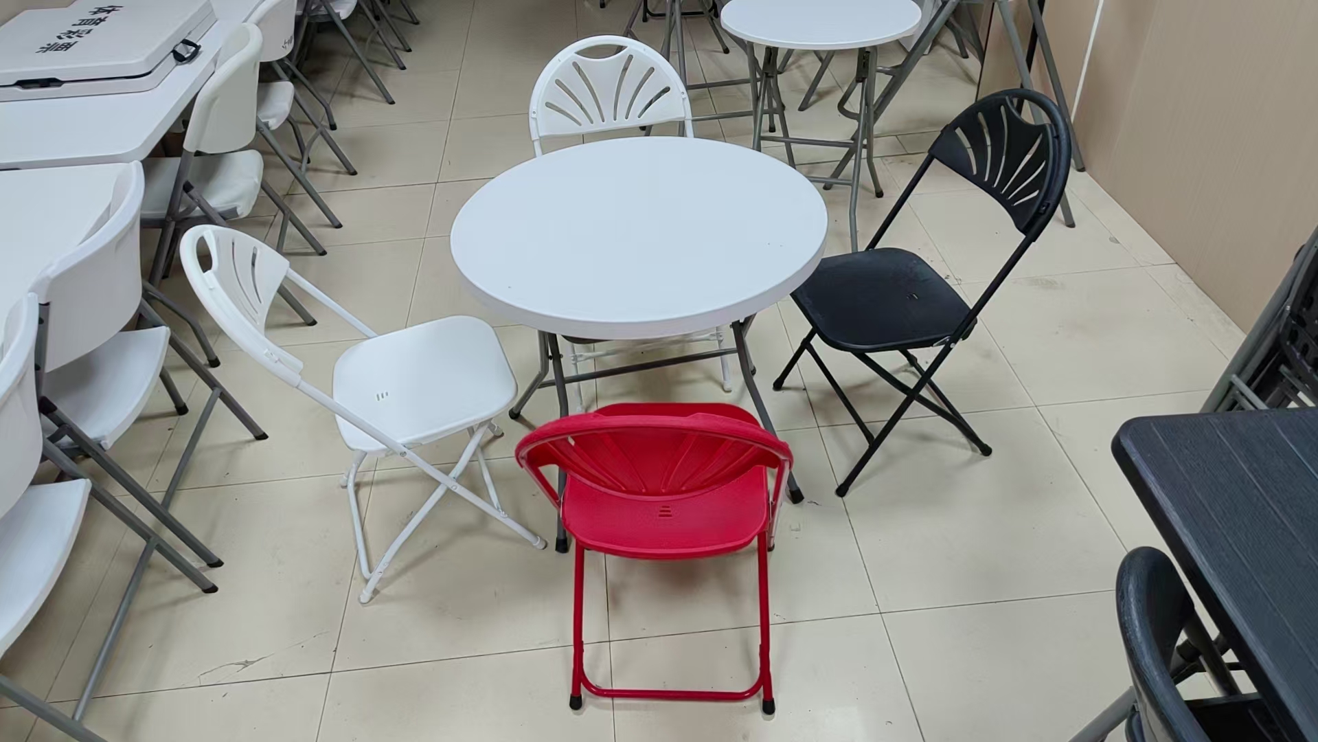 Slim Fan Back Metal Folding Chair – White / Black Stackable Event Chair for Wedding Banquet Rental