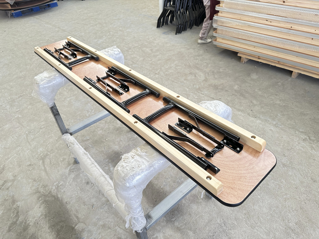 Natural Wooden Folding Bench – Heavy Duty Metal Frame Portable Bench for Wedding Banquet Event Renta