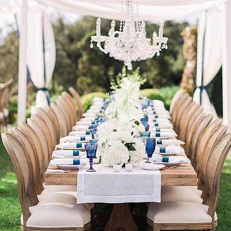 Natural Mesh Rattan Back Louis Chair – Oval Woven Back Wooden Frame with White Cushion for Wedding E