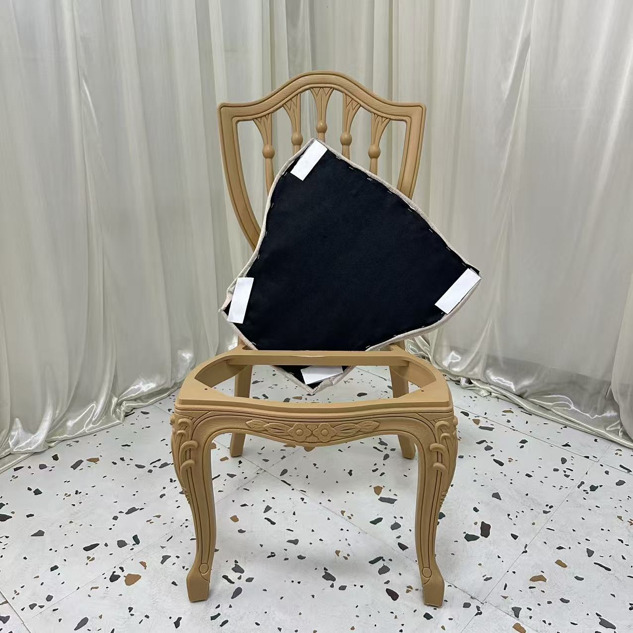 Fan Back Louis Chair – Carved Wood Frame with Detachable Cushion