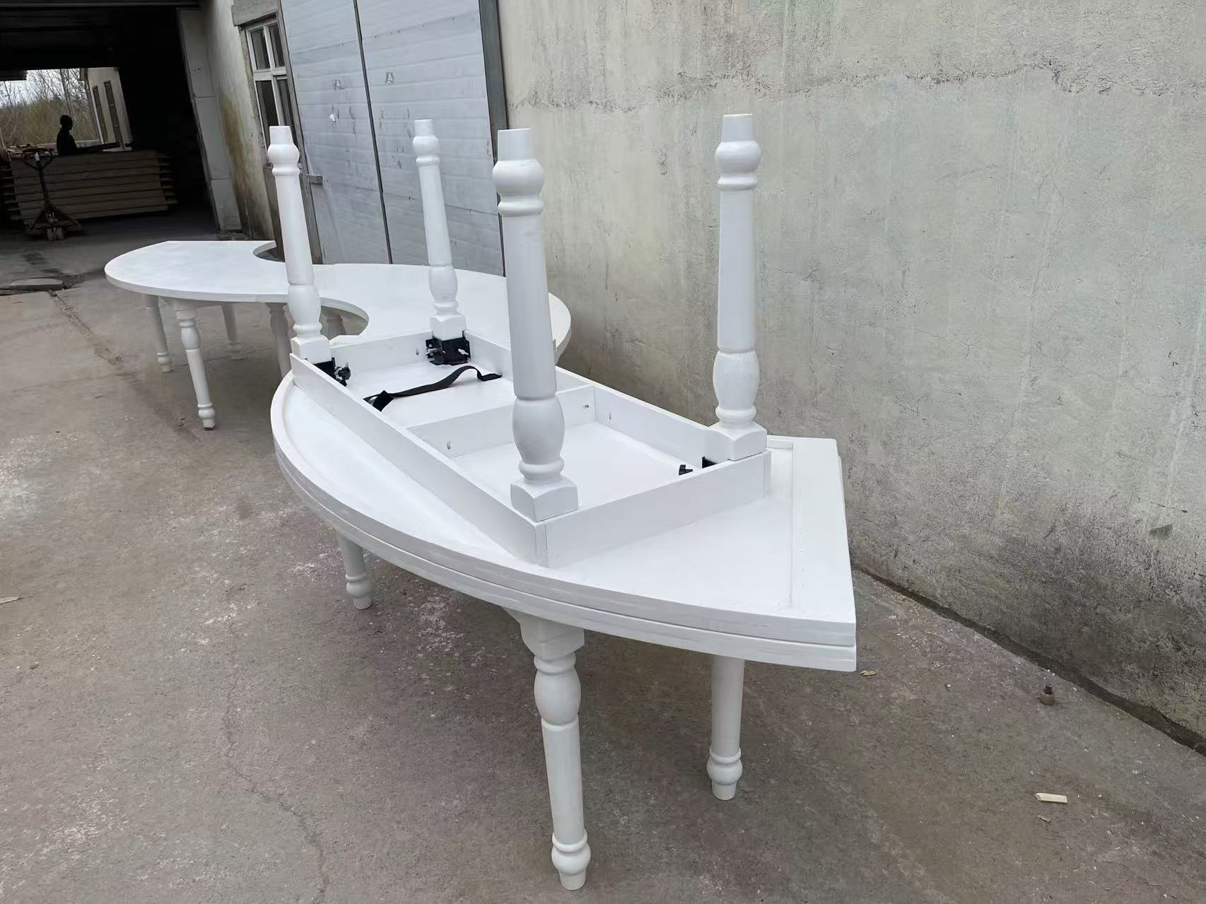 White Modular Circular Event Table – Folding Serpentine Table with Center Cutout
