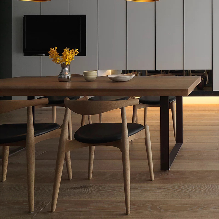 Solid Wood Dining Table – Japanese Nordic Minimalist Style