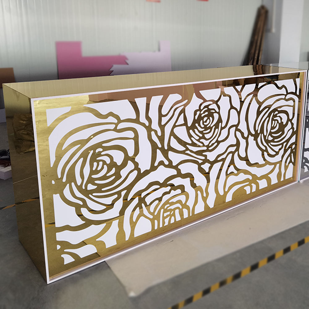 Gold Carved Luxury Event Bar – Custom Pattern Glass Top